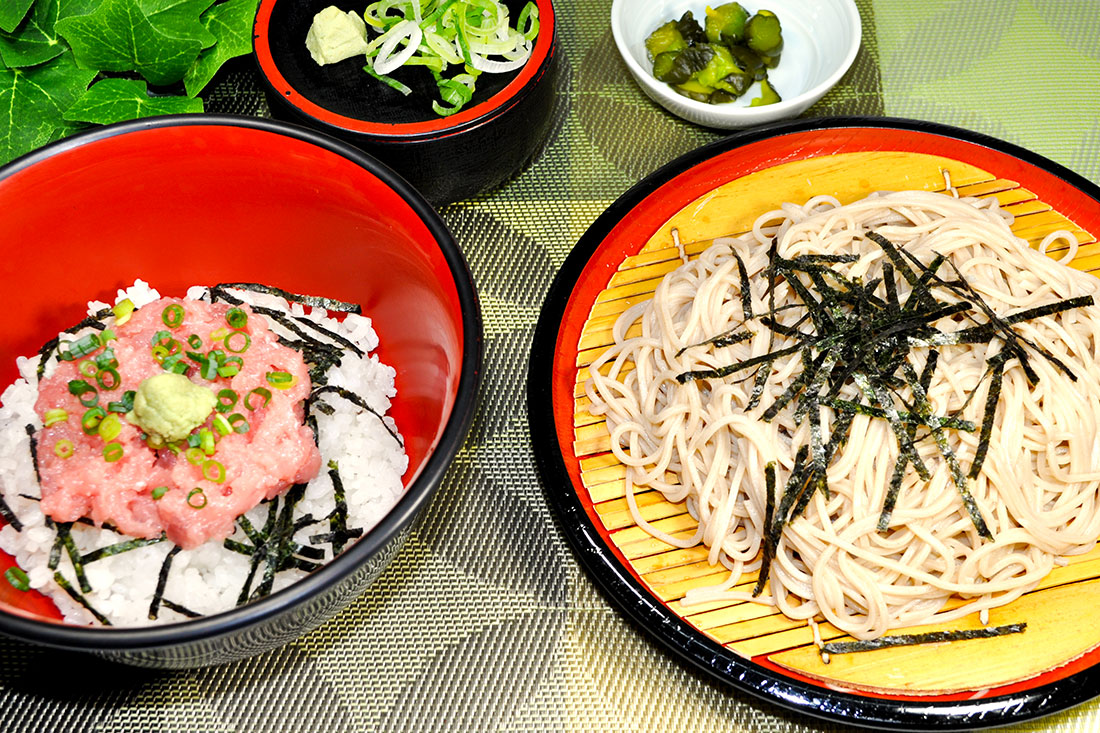 ざる蕎麦＆ねぎとろ丼